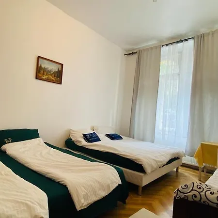 Luxus In 2 Square Appartement